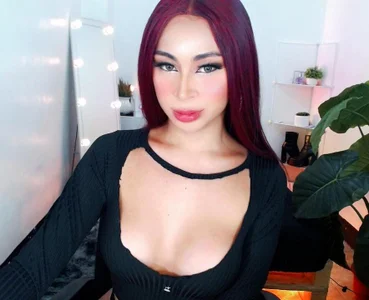 HornyVirtualBabe MISS PAULENE Pic