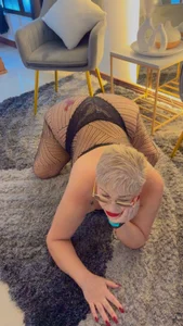 Lucy_Milf_68 in mesh Pic 4