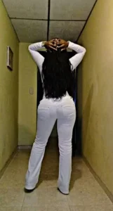 Alison_Lemos Public Pic 2