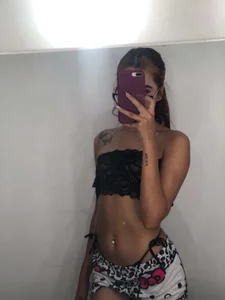 PeytonRosesPublic Bild 4