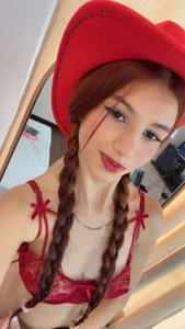 SaraLugo I can be the love of your life 😍 зображення 4