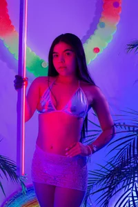 Ambarina neon girl ♥ Pic 3