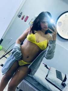 Sofia_villareal pretty and sexy girl 💛😈 รูป  3