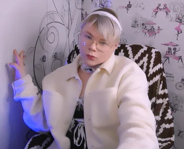 Brian_Mils Elite maid Pic