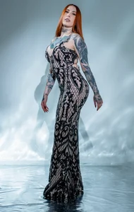 mariianna_lopez_ kullanıcısının My New Year's dress has an easy-open feature.🎇😏 albümü -  2 fotoğraf