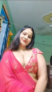 Nishabarar-couple007: Public ( 4 фото)