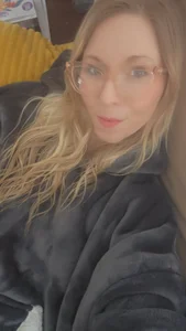 NikkiB653466 Me Foto 7