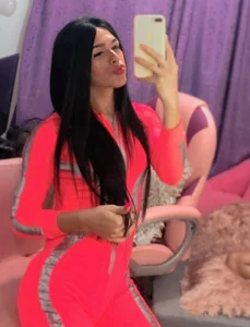 Sweetandreagil7 Hi, I'm Andrea. Check out my photos; let me know if you want to have some fun. slika