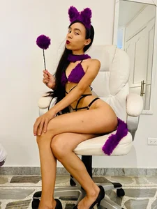 Estrella_Duran Little cat Pic 5