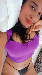 Samantha_hotlyのcasual photos 💜💜の 2枚の写真