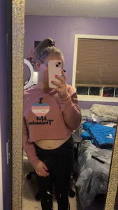 ellie-nyx Public Pic 5