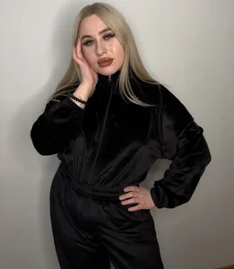 MuoiBream's XXX Nude Photo 1