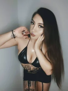 CloeeBeckam old Pic 3