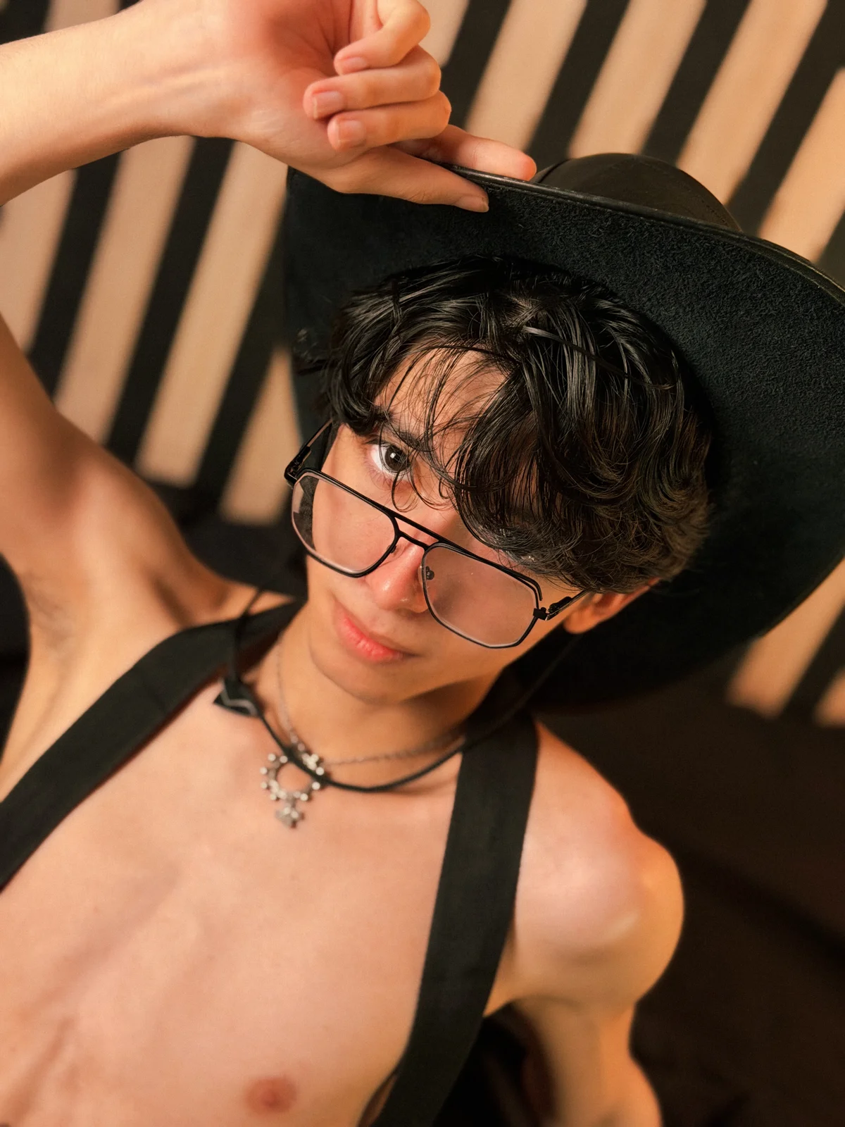 Twink_Sebas7 님의 트렌드 중인 사진  1634개