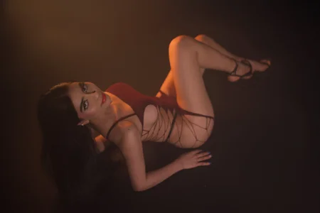 elasummer: between shadows ♥ ( 4 фото)