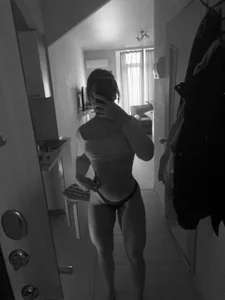 ShayL1sse my sexy booody Pic 3