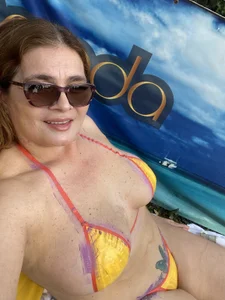 ANTONELLA_VIOLETA_ ♥️♥️♥️♥️ Gambar 2