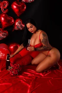 Be your vice💋🔥 de alexaa_walker  3 Imagens