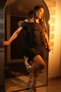 Becky_G New photos. Gambar 4