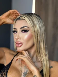 SophiePalmer Glam Sophie Pic