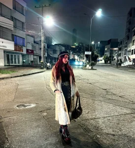 AntonellaEscudero After Dark Vibes Foto 4