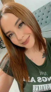 Alexa_Roa_ Public Pic 2
