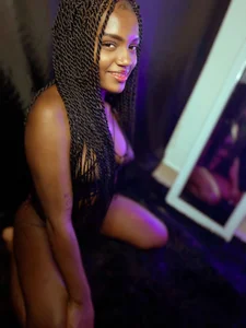EXOTIC_EBONY_ Come on to play 🥵🔥 টি ছবি