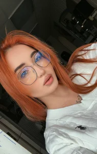KendallGlow Public  5. fénykép