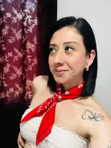 Valeriana00 kullanıcısının withe and red 💕 albümü -  fotoğraf