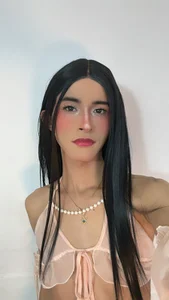 Frist pics of year for u de estephany_doll  4 photos