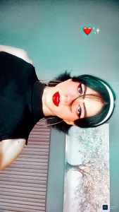 That's how I am 💫 de vicky_fant4sy  2 photos