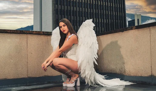 AlliJadid White angel Pic 3