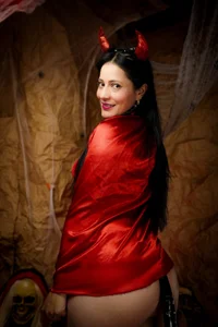 nathalia_zamu SEXYL DEVIL 😈 Pic 3