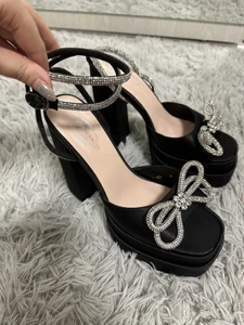 Only1liza 💥 Heels on / off Pic 6