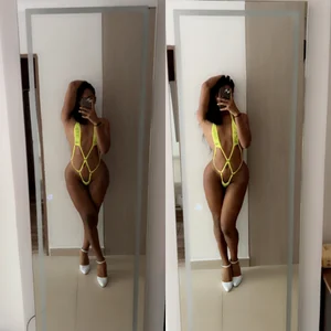 Perfect Body 😍 de EbonySkin  8 Imagens