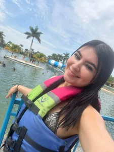 MiaaFarrel I rested, recharged, and filled up on good energy these past few days 😌✨ Today I’m back with more l Immagine 