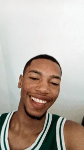 Higger_dickCaptivating smile图片 2