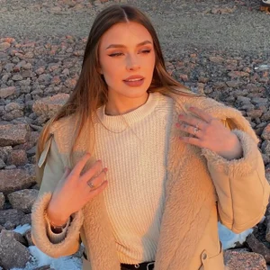 MachelleSpader Public Pic 3