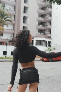 allicemackenzie On the street зображення 3