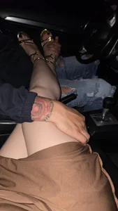 Natalia_Montoya: get lost in every part of me ( 2 фото)