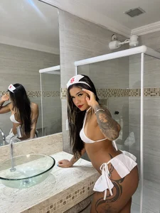 Dianapolemica_'s XXX Nude Photo 5