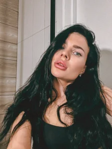 IsabelRadiant Public Immagine  6