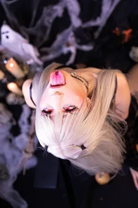 melany_blair 🩸 Sweet pain, baby. Foto