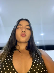 isabella_vega1 Jueves Fotka 2