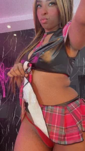 Nini_Beyker I HAVE BEEN VERY BEHAVIOR, I DID NOT DO MY HOMEW🫦 Pic