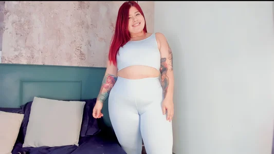Zdjęcia Scarlett_grey1 My leggings are too tight, can you imagine them leaking? 🥵💦:  6