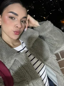 Emily_Flame 👑🤍🩵 Pic 7