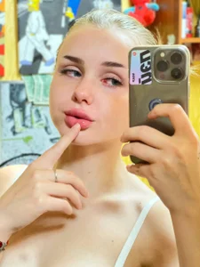 JodyGrasty What is beauty to you? Immagine 