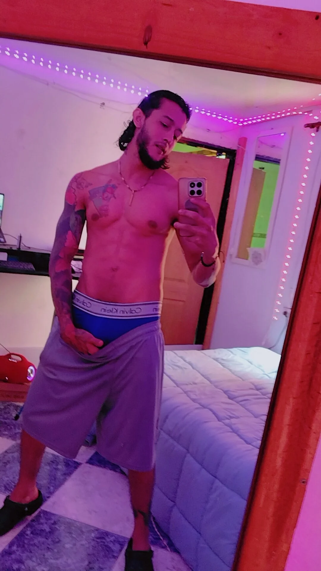 jonashete adlı kullanıcının viral fotoğrafları:  3028