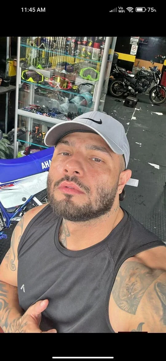 Foto em tendência de Adam_Maxwel 4295